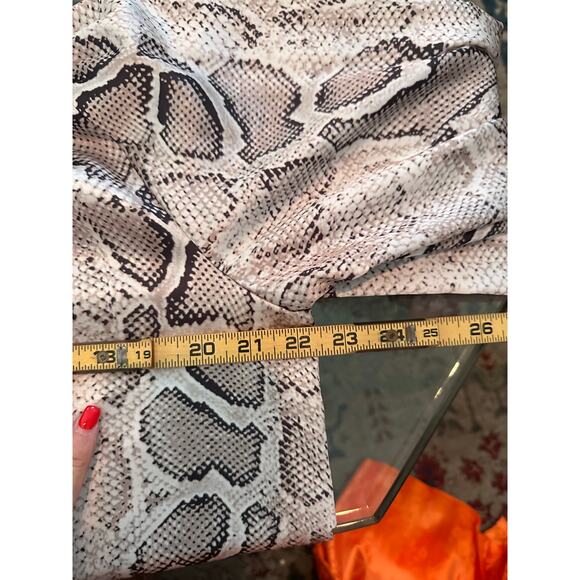 NWT Refka Women's Gray Black Animal Print Mock Neck Maxi Dress Size 6 - Picture 5 of 9